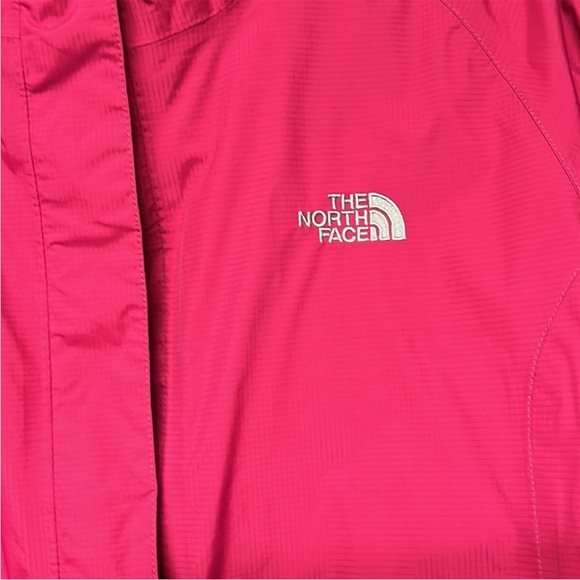 The North Face Stinson Bright Pink Rain Jacket - Picture 4 of 9